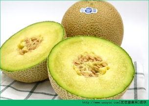 小孩发烧可以吃哈密瓜,天然清凉水果的神奇疗效