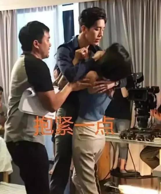 黑社会吃瓜港剧,揭秘港剧中的黑社会世界