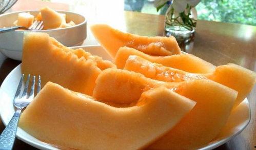 吃梨可以吃哈密瓜吗,探索水果界的奇妙搭配