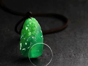 翡翠大王吃瓜,揭秘翡翠界的神秘故事