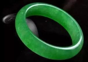 翡翠大王吃瓜,揭秘翡翠界的神秘故事