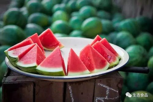 金茂悦7栋吃瓜,揭秘吃瓜群众的欢乐日常