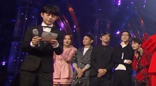 周深综艺吃瓜,揭秘明星幕后趣事 第3张 周深综艺吃瓜,揭秘明星幕后趣事 第3张