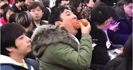 穿越吃瓜后续,揭秘古代宫廷秘闻，笑料百出  第3张